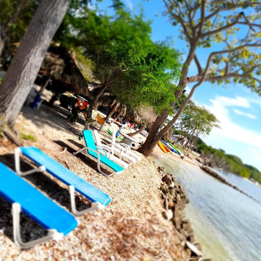 Isla Luna Beach Baru Exterior photo