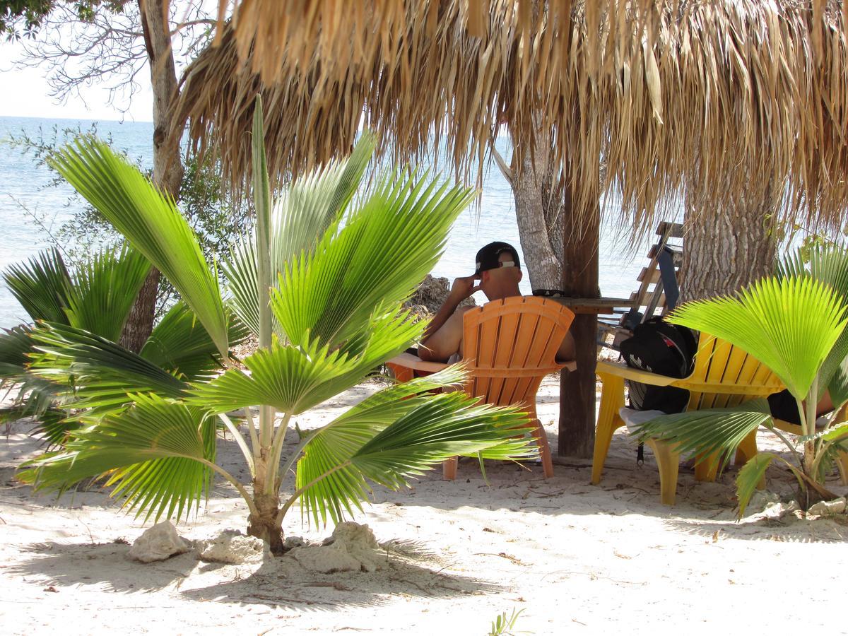 Isla Luna Beach Baru Exterior photo